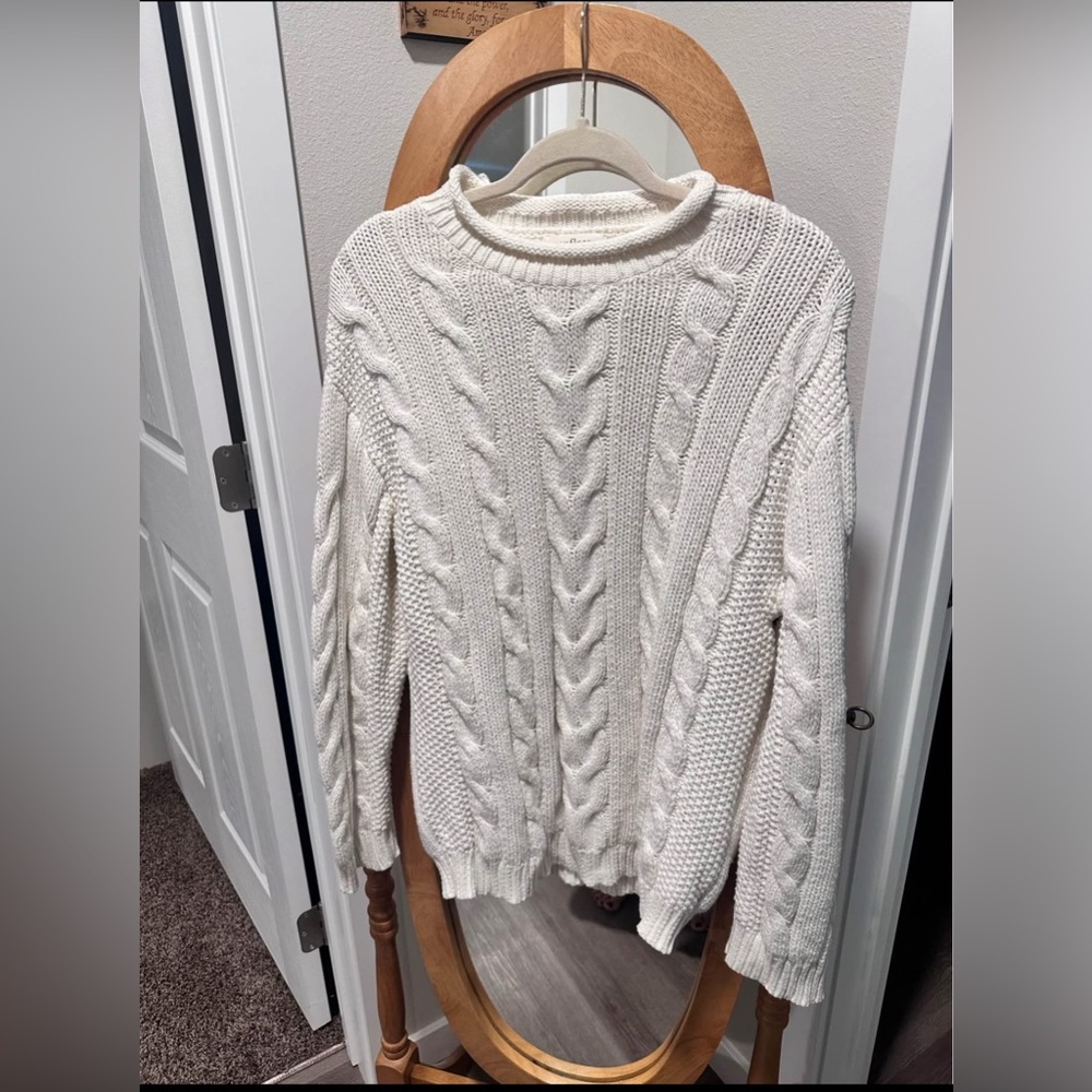 Neuflora Cream Knit Sweater